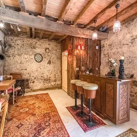 Tasteful In With Private Terrace فيلة
