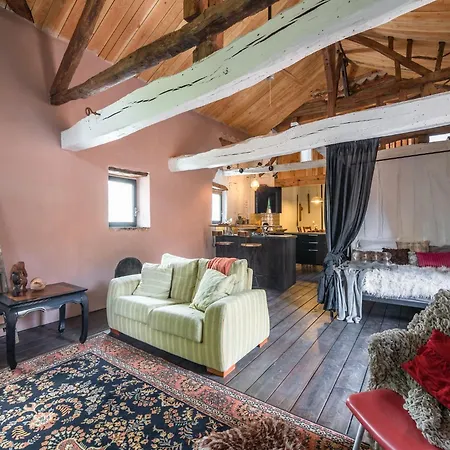 Tasteful In With Private Terrace فيلة *