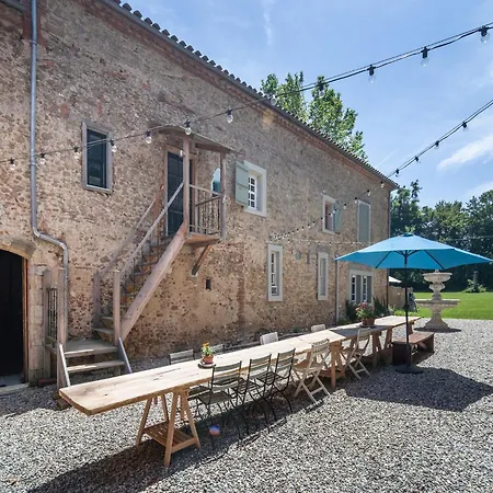 Tasteful In With Private Terrace * Artigat